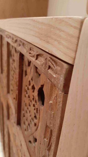 bibliothèque en châtaignier