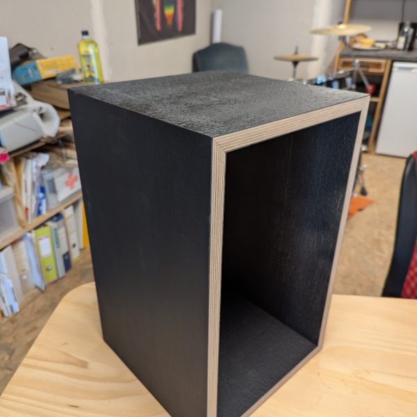 Caisson bois brûlé